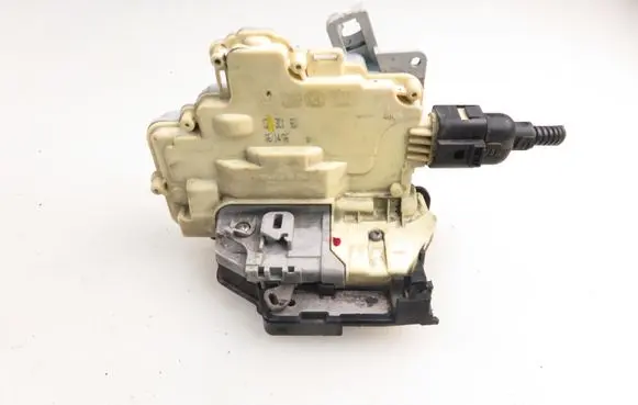 Audi Q7 4L Front door lock 3C1837016B