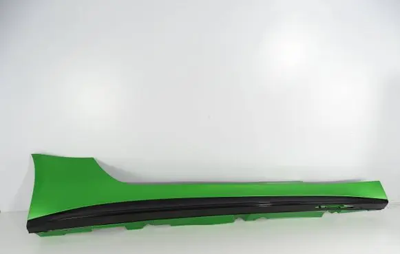 Foot area side trim