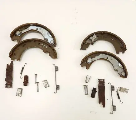 Land Rover Range Rover Sport L320 Brake pads (rear) 90R01323 90R01323006