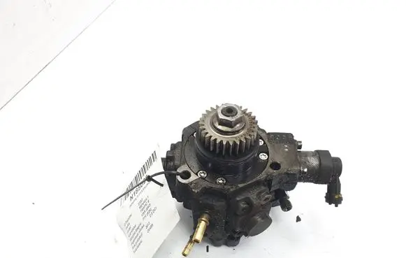Renault Trafic II (X83) Fuel injection high pressure pump 8200912103