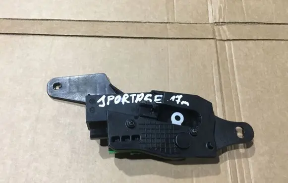Fuel tank cap lock motor