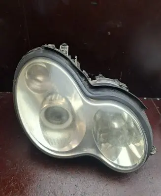 Mercedes-Benz C W203 Headlight/headlamp 0301166276 A2038203861