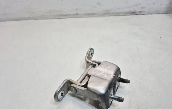 Nissan Rogue Rear door upper hinge