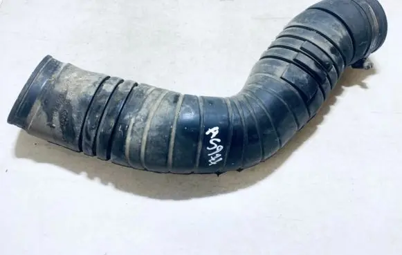 Volkswagen PASSAT B3 Air intake hose/pipe 357129627q px04161581