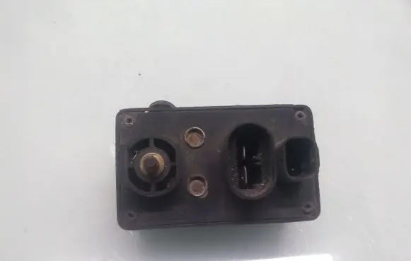 Volvo S40, V40 Glow plug pre-heat relay 7700107794