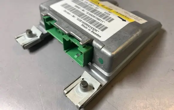 BMW 5 E60 E61 Airbag control unit/module 6939738 2204347