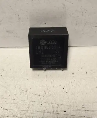 Volkswagen Transporter - Caravelle T4 Other relay 4B0955531A 72WA401 B121099