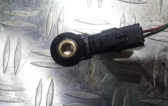 Detonation knock sensor