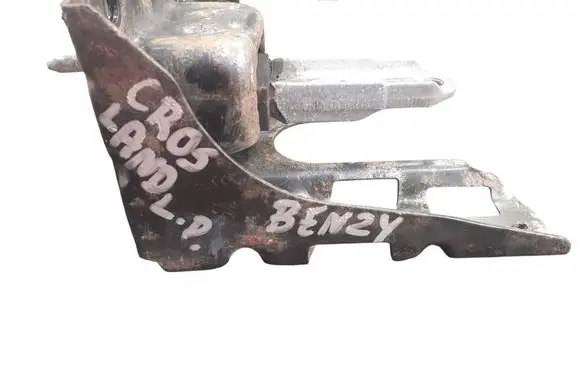 Opel Crossland X Gearbox mount 9801521580