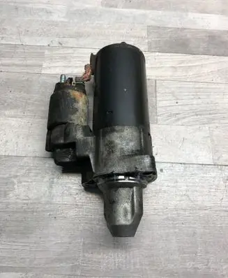 Mercedes-Benz R W251 Starter motor A0061514101