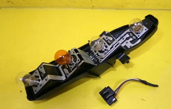 Renault Scenic II - Grand scenic II Tail light bulb cover holder 159118