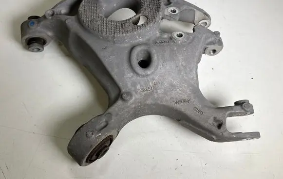 Ford Mustang VI Rear upper control arm/wishbone 5K651