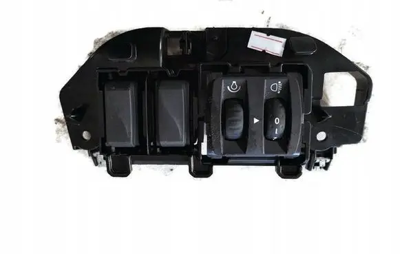Renault Clio IV Tailgate/trunk/boot open switch 
