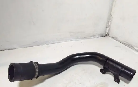 Nissan Qashqai+2 Intercooler hose/pipe