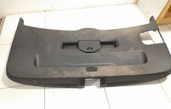 Volkswagen Sharan Tailgate trim 7N0867601 7N0867601A