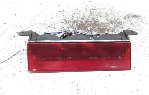Chrysler PT Cruiser Third/center stoplight 05288748AC