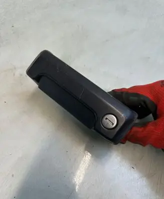 Volkswagen Transporter - Caravelle T4 Sliding door exterior handle 701843730B