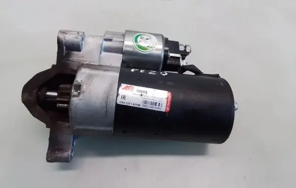 Peugeot 307 Starter motor S0550
