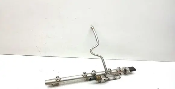 BMW 3 E92 E93 Fuel main line pipe 7562474 13517562474 7537319