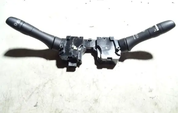 Infiniti Q50 Indicator stalk WL4GA6A 4GA6A