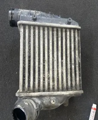 Audi A6 S6 C6 4F Intercooler radiator
