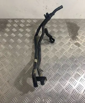 Volkswagen Touareg II Engine coolant pipe/hose 7P6121070AJ