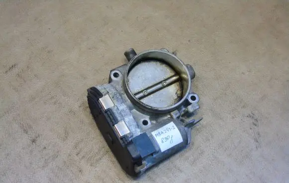 Mercedes-Benz ML W164 Throttle valve A1131410125