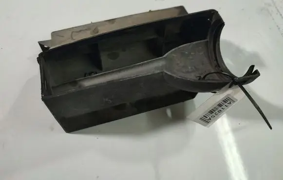 Audi A3 S3 8P Air intake duct part 