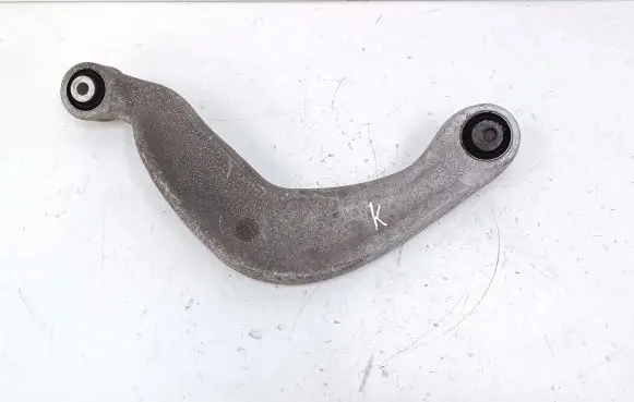 Porsche Macan (95B) Rear upper control arm/wishbone 8K0505323H