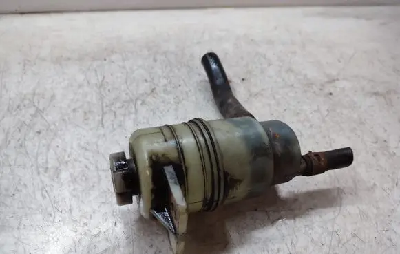Mitsubishi L200 Power steering fluid tank/reservoir 
