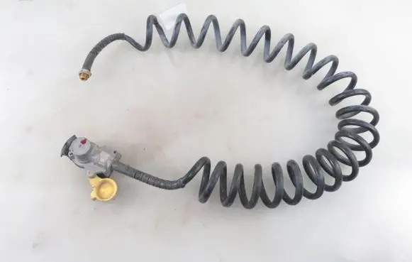 Volvo XC90 Air suspension pipe/line (rear) 23369951