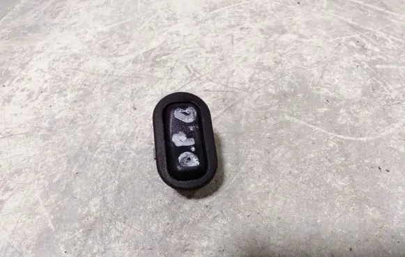 Opel Zafira A Electric window control switch 13363100 90561388