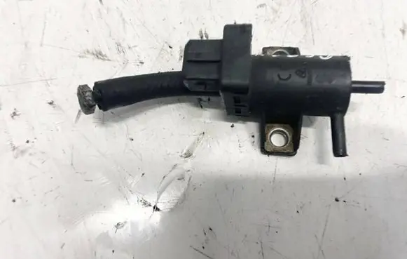 Renault Espace - Grand espace IV Turbo solenoid valve 7700113709