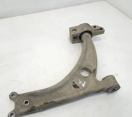 Volkswagen PASSAT B6 Front control arm