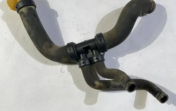 Ford F150 Engine coolant pipe/hose PRZEWODCHLF15050