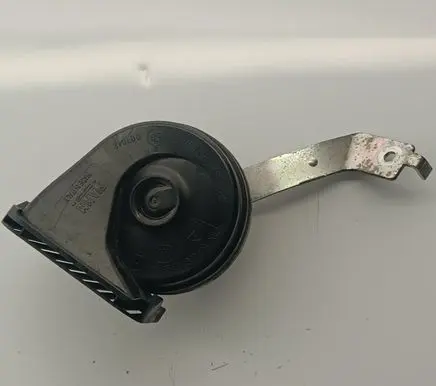 Opel Insignia B Horn signal 39088254