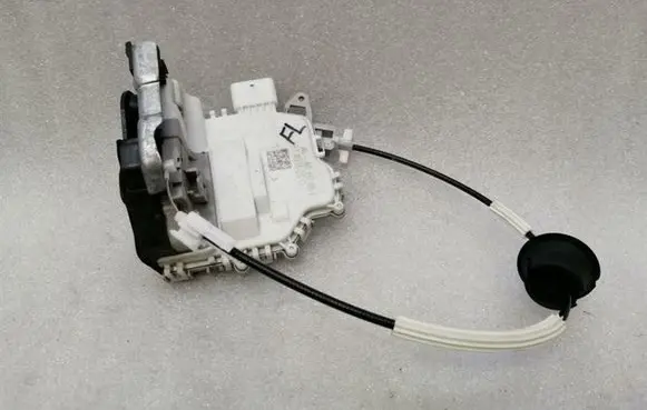 Porsche Boxster 982 Front door lock 8J2837015E