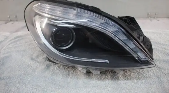 Mercedes-Benz B W246 W242 Headlight/headlamp