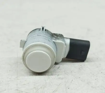 Mercedes-Benz E C207 W207 Parking PDC sensor 2125420018 A2125420018