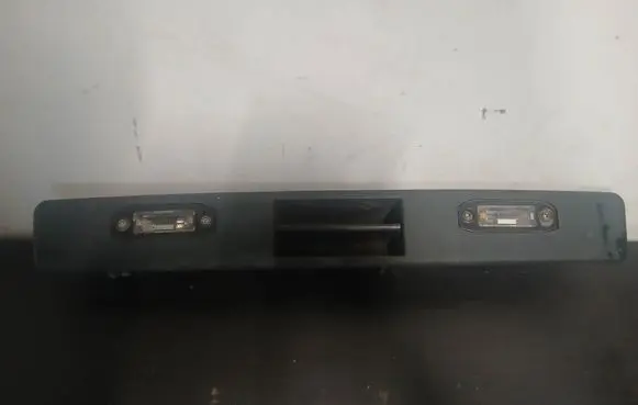 Volvo V70 Trunk door license plate light bar 30699743 31253018 7890