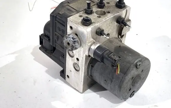 Skoda Superb B5 (3U) ABS Pump 3U0614517B