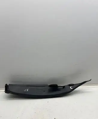 Fender end trim
