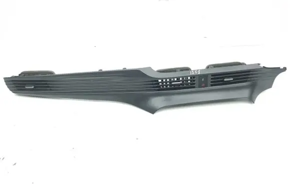 Hyundai i20 (BC3 BI3) Dash center air vent grill 84795Q0900DX5