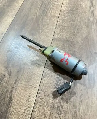 BMW 7 E65 E66 Seat adjustment motor 0130002589 1158301