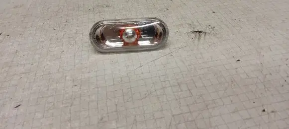 Volkswagen Transporter - Caravelle T5 Front fender indicator light 7H0949117