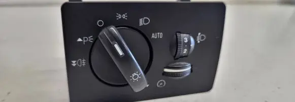 Ford Focus C-MAX Light switch 4M5T13A024CA