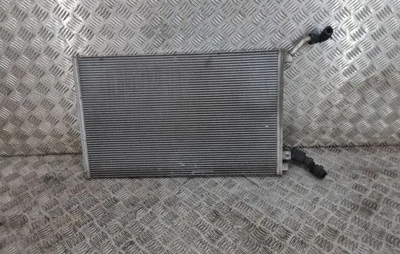 Jaguar F-Pace Coolant radiator GX738K230BB