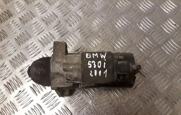 BMW 5 E39 Starter motor 0001108157 1740374