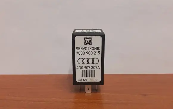 Audi A6 S6 C5 4B Other relay 4D0907307A 5760