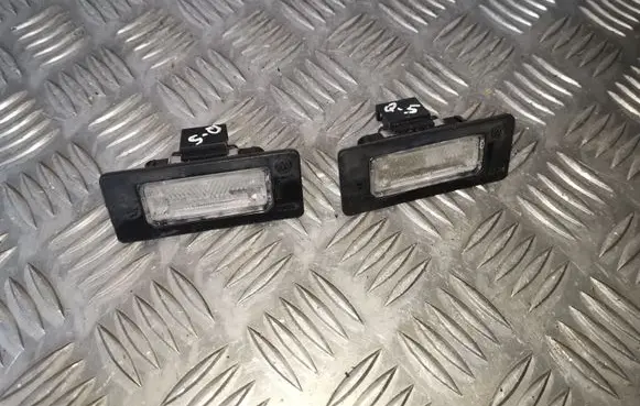 Audi Q5 SQ5 Number plate light 8T0943021